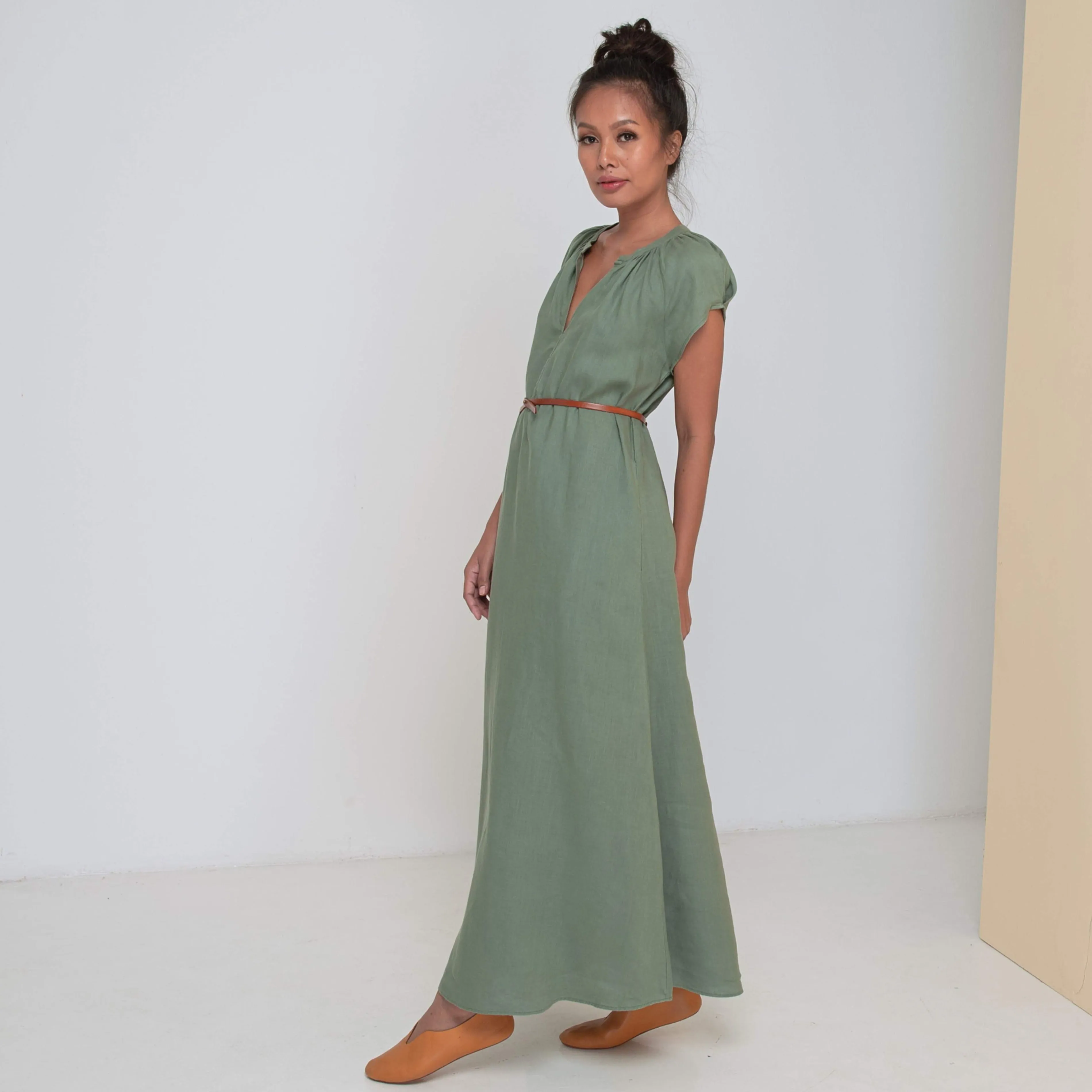 ADELE LONG DRESS - Linen | Light Olive Green