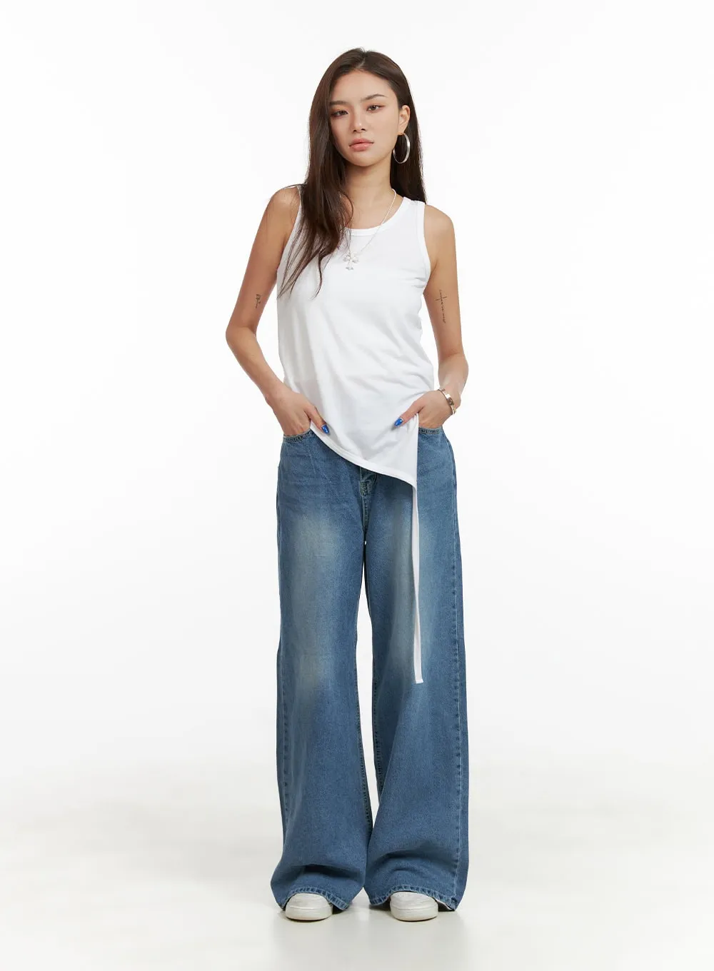 Loose Fit Straight Jeans CY431