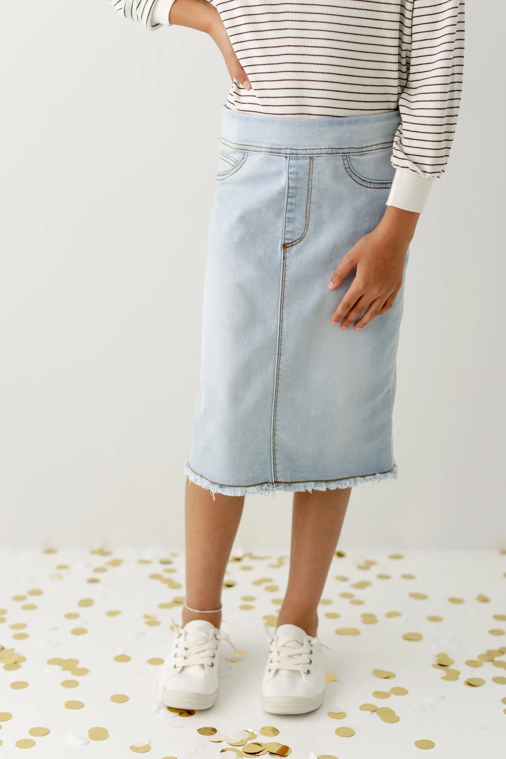 'Sara' Girl Classic Denim Skirt in Light Wash