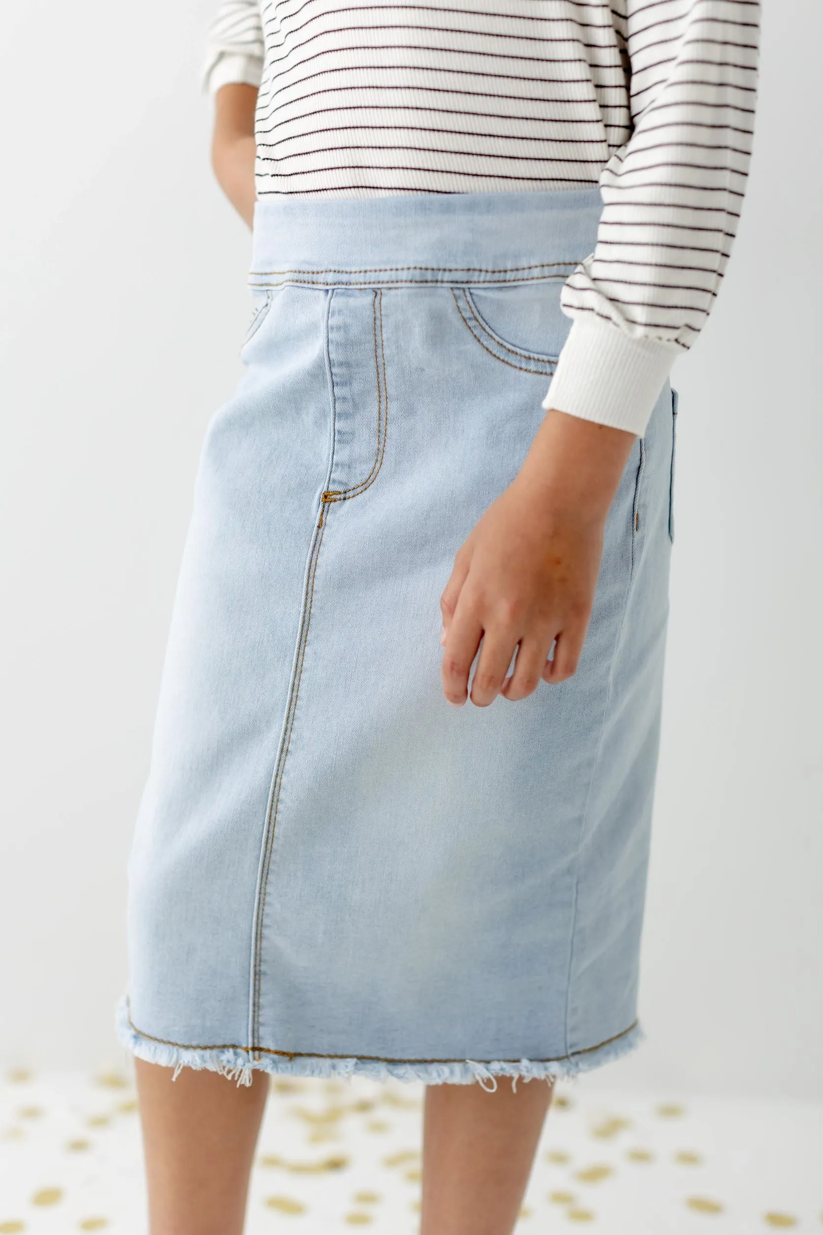 'Sara' Girl Classic Denim Skirt in Light Wash