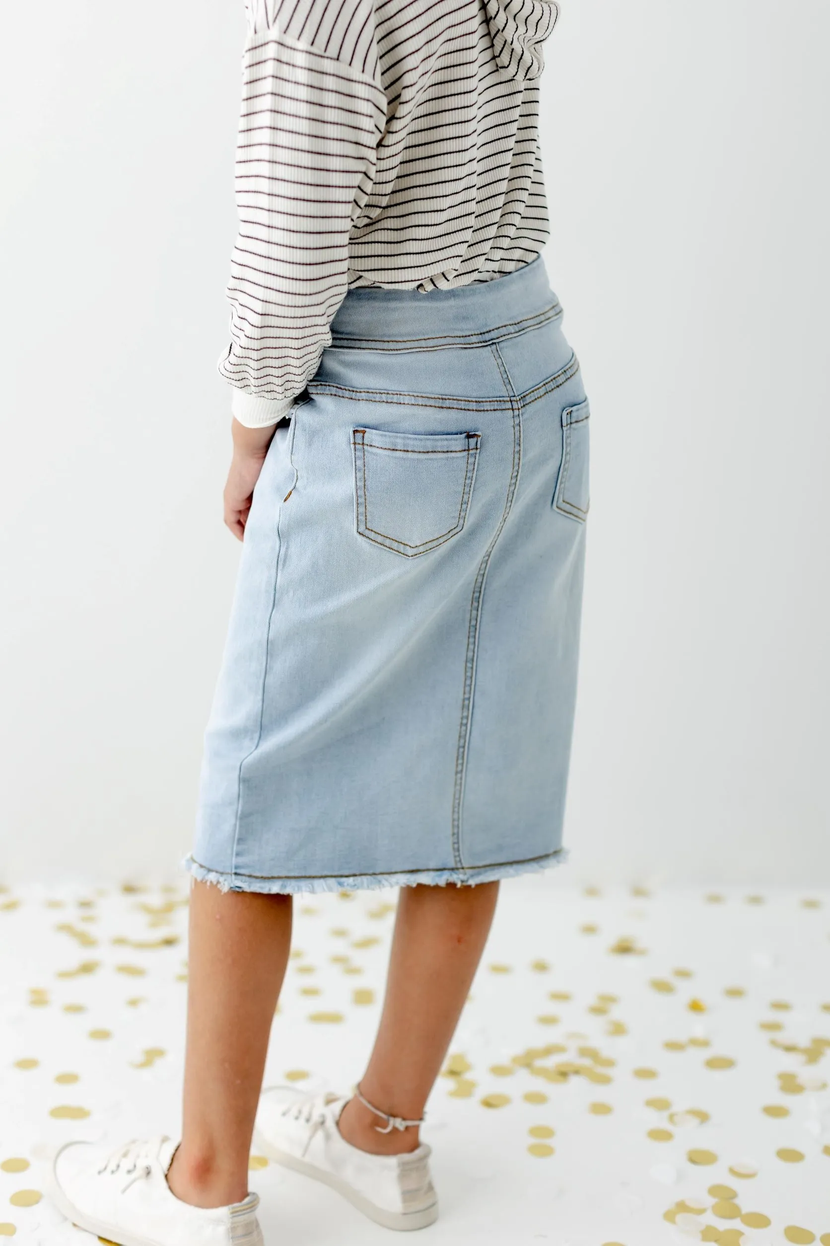 'Sara' Girl Classic Denim Skirt in Light Wash