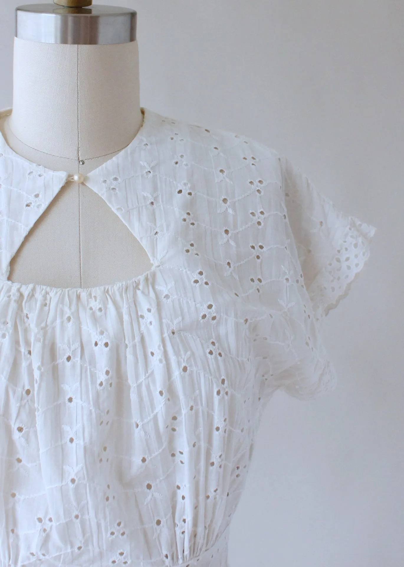 Vintage 1940s White Eyelet Summer Dress