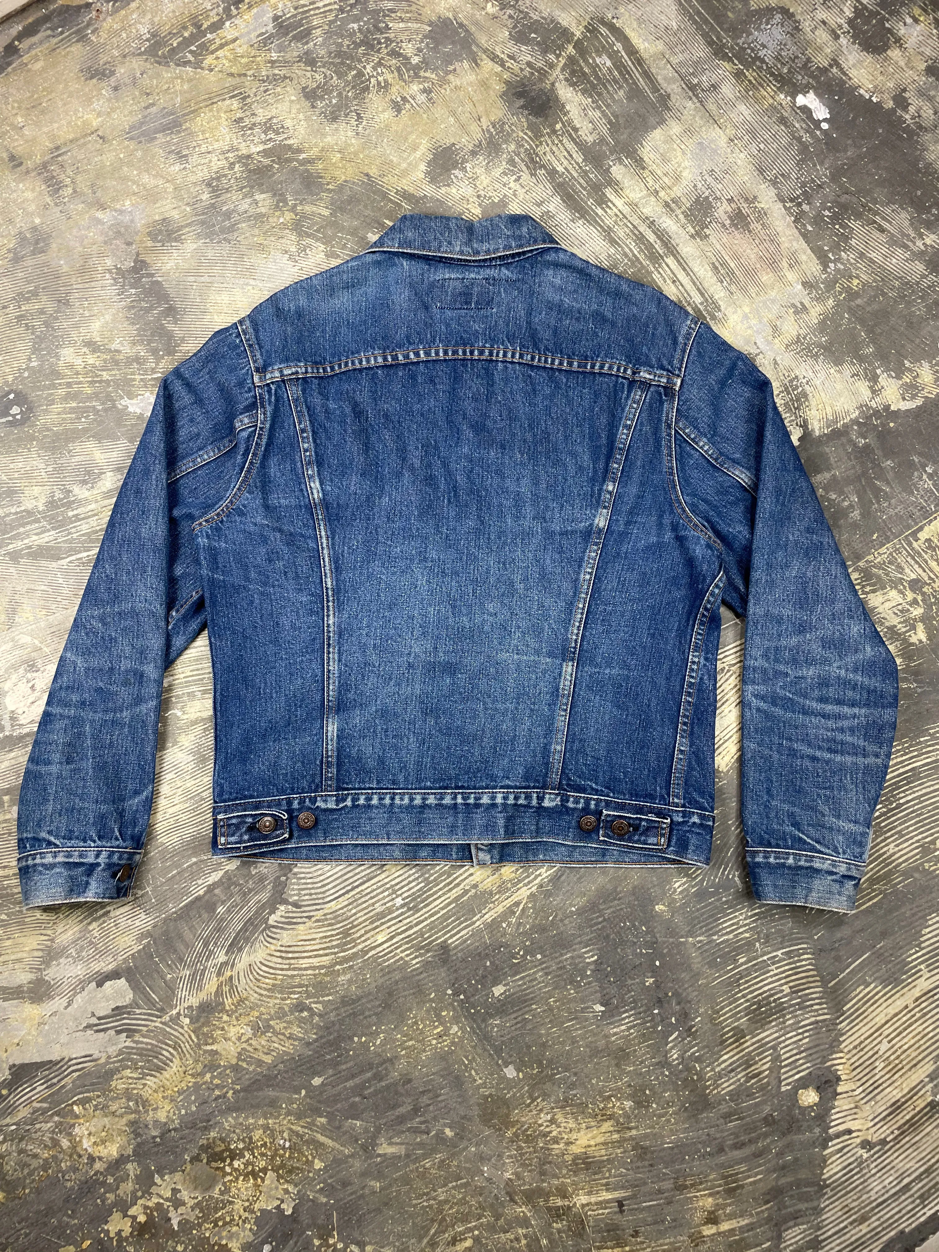 Vintage Levi 2-Pocket USA Indigo Denim Trucker Jacket (JYJ-146)